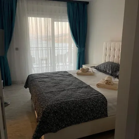 Beach Front Apartment Bogazici Exterior photo
