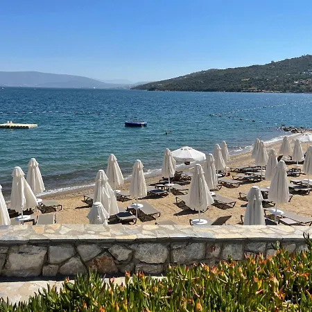 Beach Front Apartment Bogazici Exterior photo